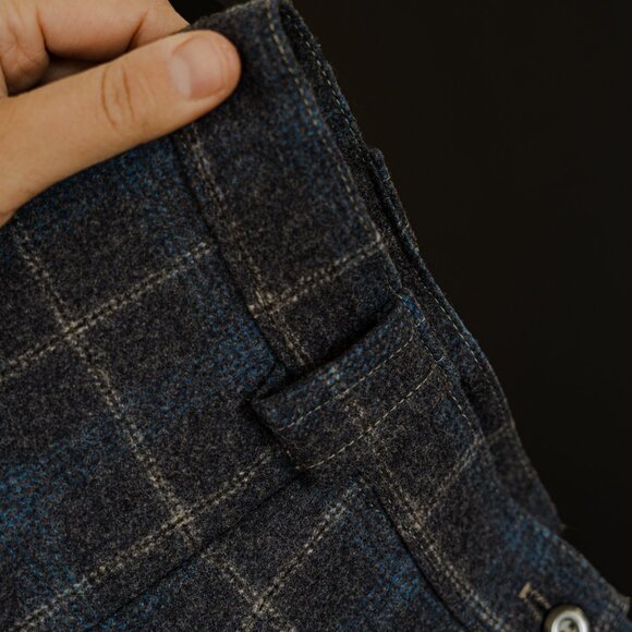 Vintage Union Made Plaid Wool Skirt - Picture 5 of 8